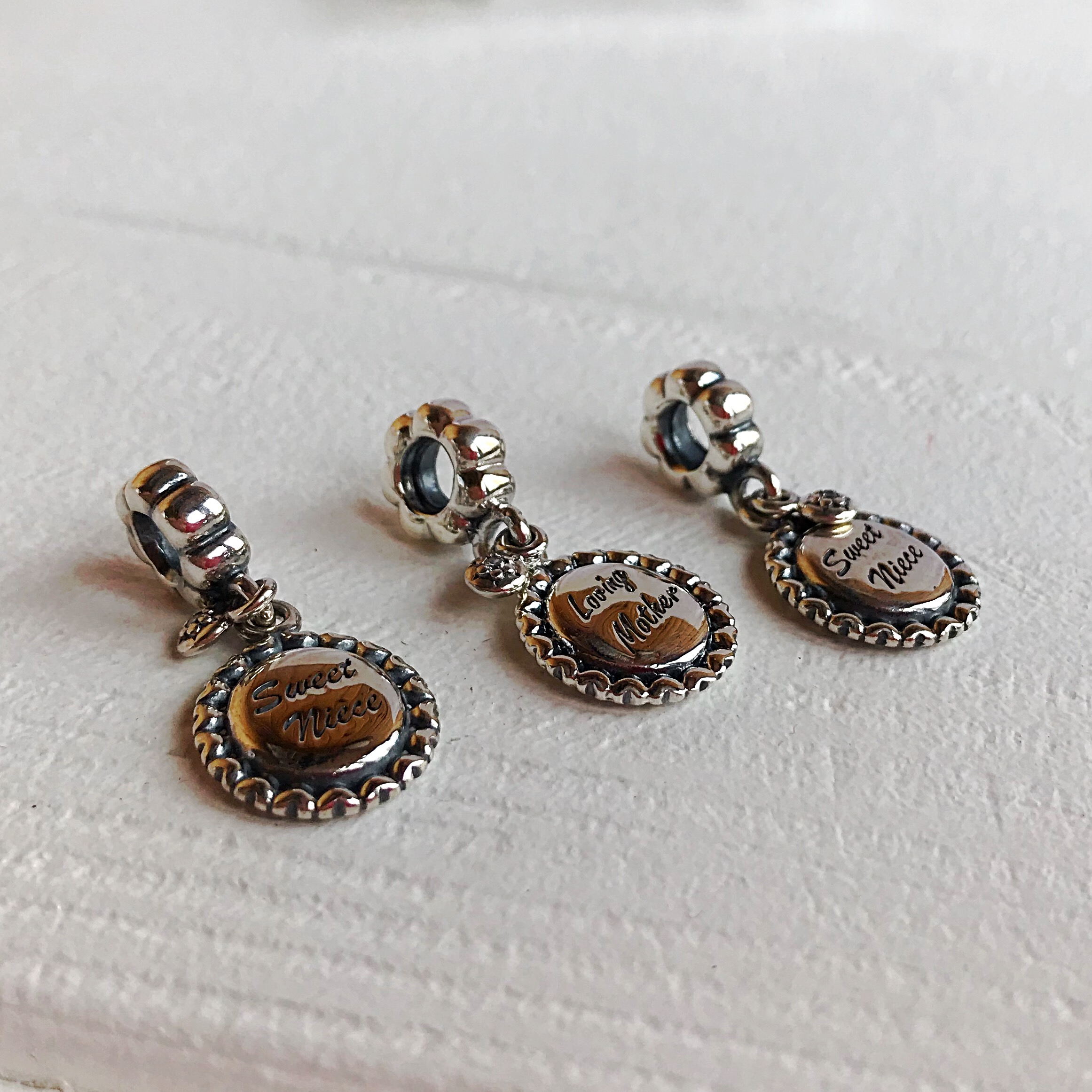 Улюблена сестричка Pandora image 0