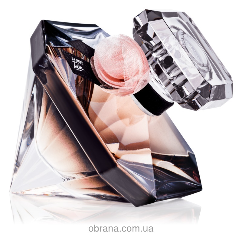 La Nuit Trésor Caresse Lancome