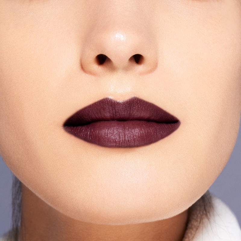 Помада 224 Noble Plum