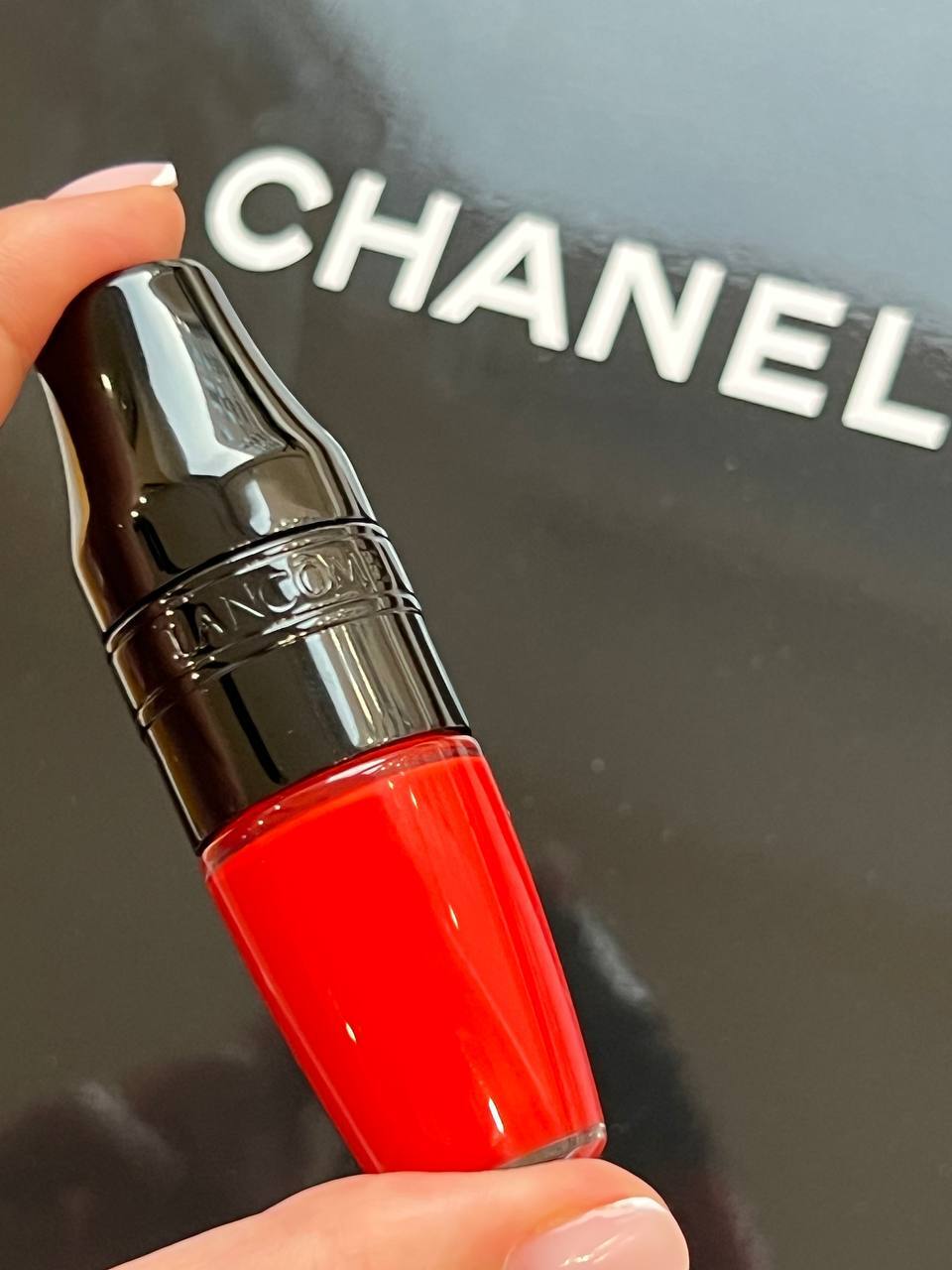LANCOME Matte Shaker Блеск для губ image 0