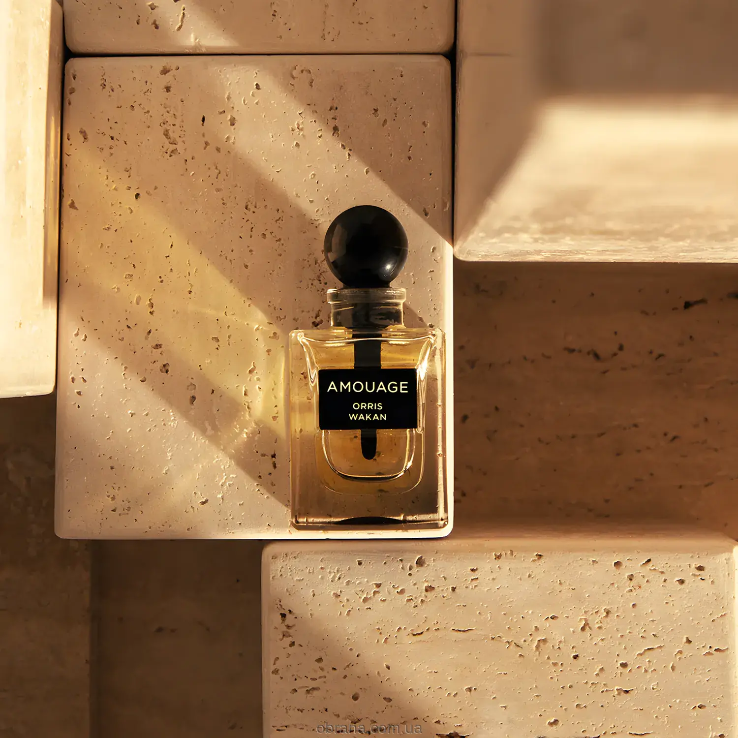 Universal Attar Orris Wakan Amouage